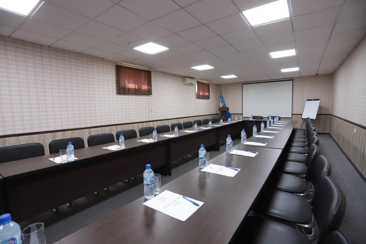 Grand Tashkent Hotel Buitenkant foto