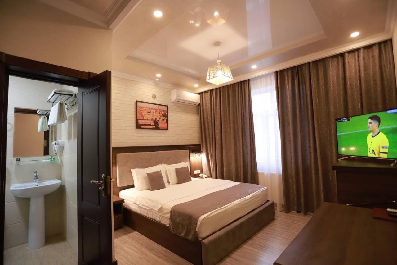 Grand Tashkent Hotel Buitenkant foto