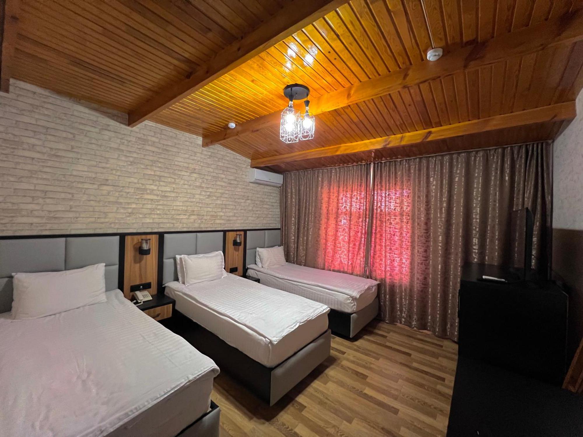 Grand Tashkent Hotel Buitenkant foto