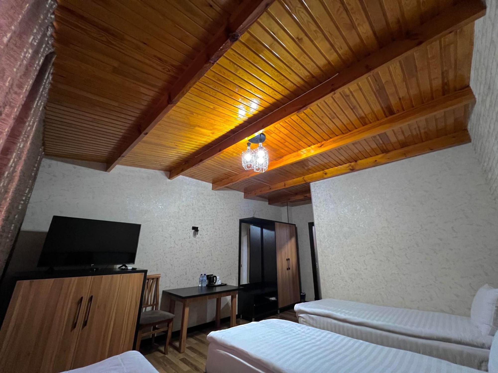 Grand Tashkent Hotel Buitenkant foto